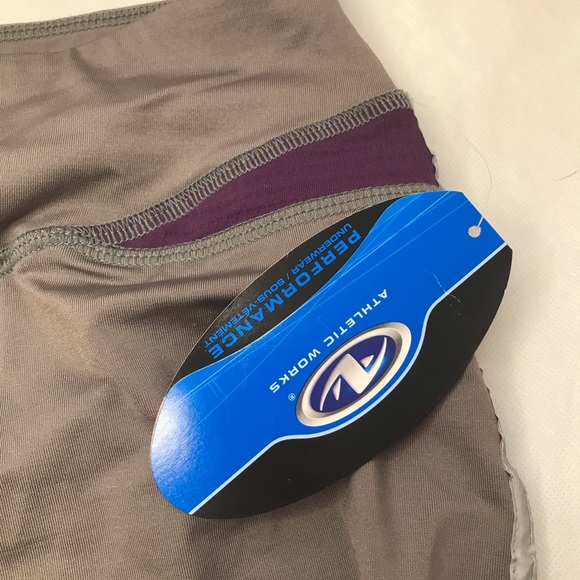 ATHLETIC WORKS ladies shorts in grey & purple Med - Picture 2 of 3